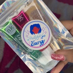 Prettygirlenergy lip gloss set